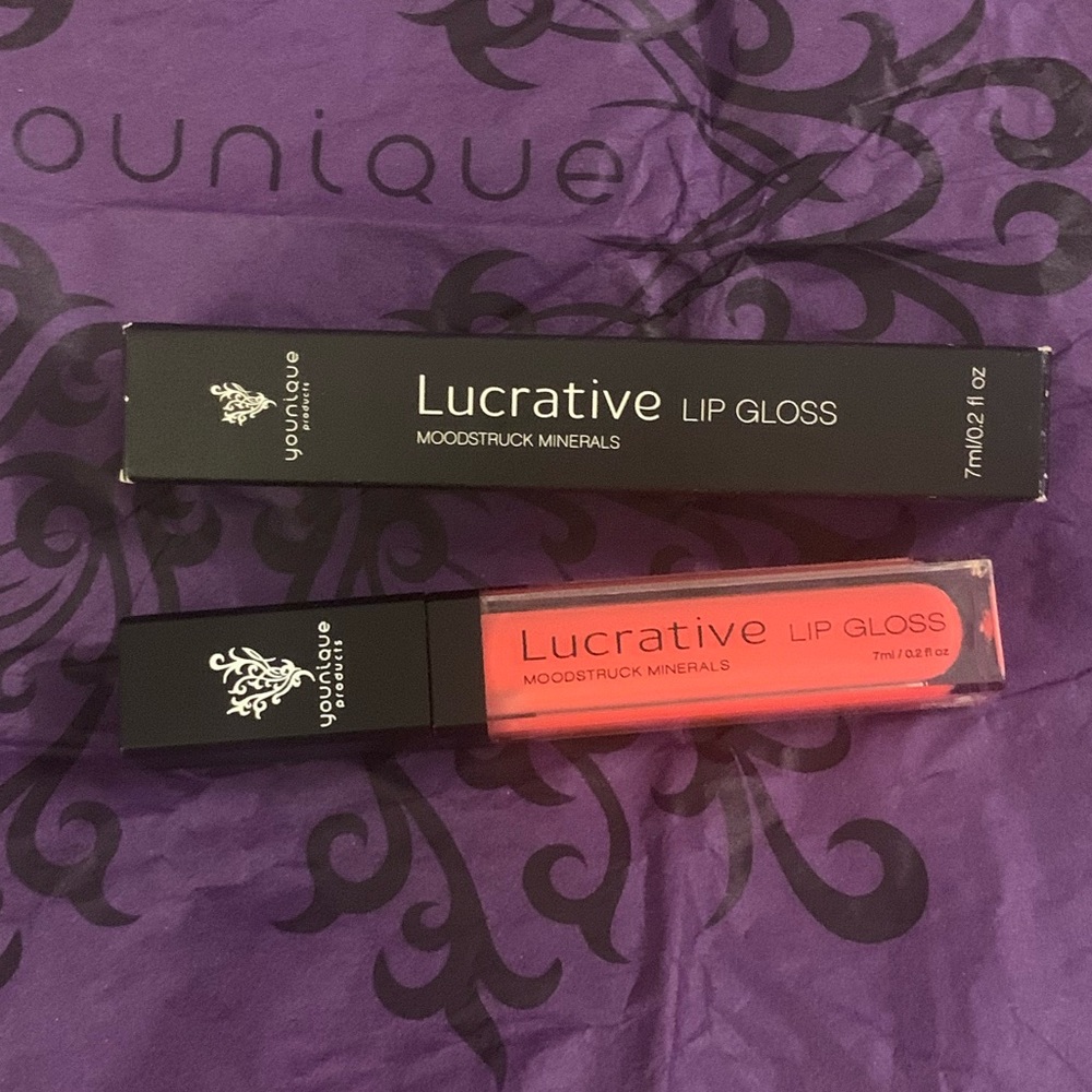 Younique Lucrative Lip Gloss Moodstruck Minerals - Ladylike